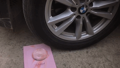 Bellagel蓓菈乳房假體 VS BMW X5 碾壓測試 Bellagel蓓菈乳房假體 VS BMW X5 碾壓測試