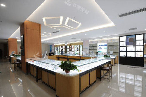 合肥普瑞眼科配镜中心环境