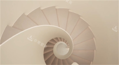 济南林之青医疗美容楼梯设计