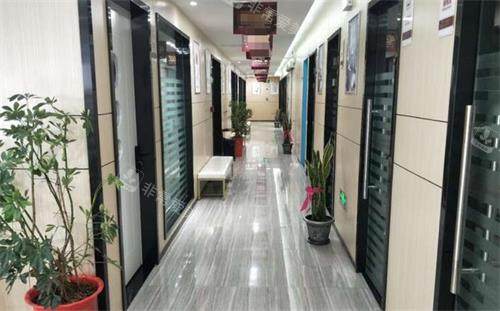 沭阳金铂利口腔走廊