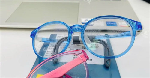 尼康控优点的镜片