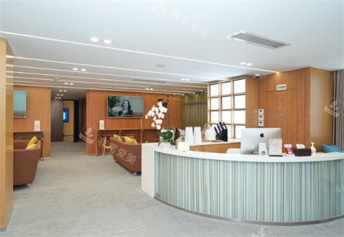 成都艺星整形美容2楼前台