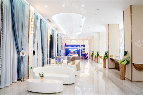 深圳美莱医疗美容新院一楼大厅环境