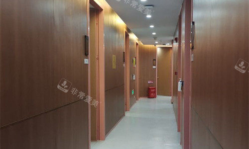 深圳艺星医疗美容走廊图
