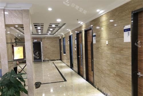 济南可恩口腔走廊环境