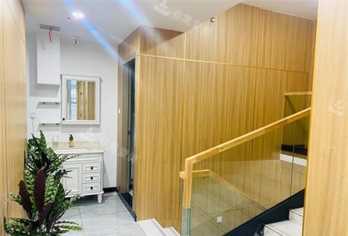 济南九二零凯瑞口腔一楼环境