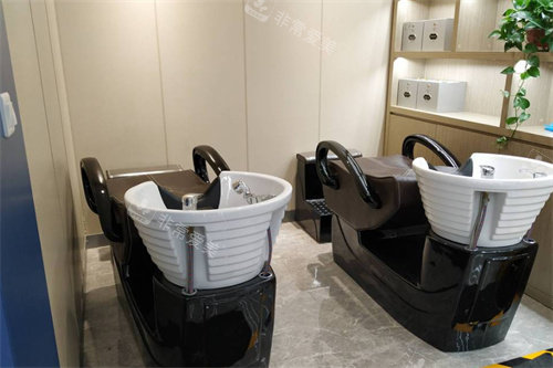 昆明大麦微针植发医院洗头区域