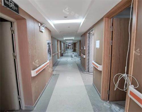 深圳景田医院过道处