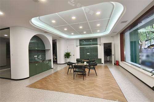 大连雅馨口腔医院休息候诊区