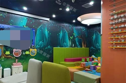 昆明松鼠口腔儿童治疗区