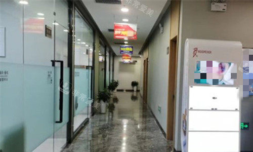 大连康贝佳口腔走廊图