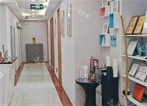 深圳丽港丽格过道区