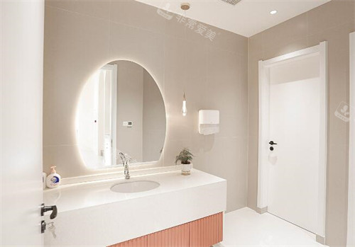 江门爱汇星医疗美容洗漱区