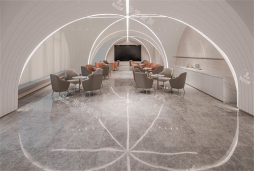 杭州艺星医疗美容一楼休息区