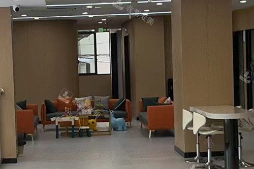 重庆云阳云州口腔候诊区