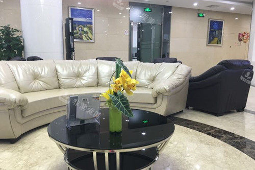 上海科瓦口腔大厅等待区环境