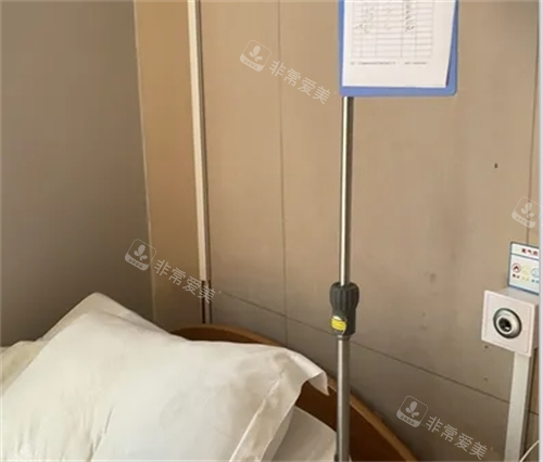 南京艺星整形病床一角
