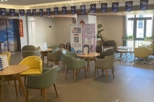 福州爱尔眼科等待区域