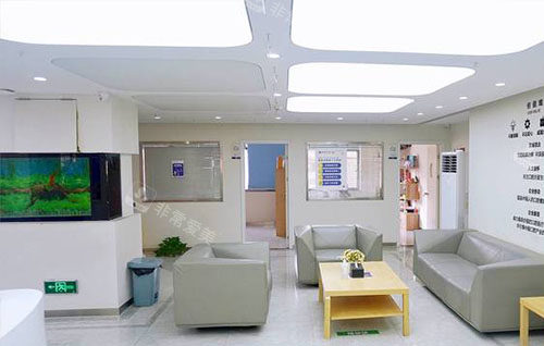 武汉清华阳光口腔大厅休息区_