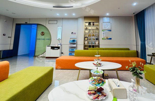 南宁佰视佳眼科休息等待区环境