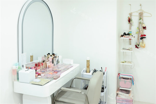 韩国首尔Ohn Studio稳工作室推荐推荐！多维度考量为大家打造更好的个人照片名片！