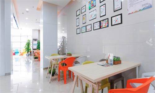 广州瑞华口腔内部环境图