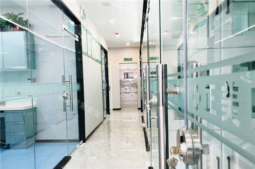 郑州正美口腔走廊环境