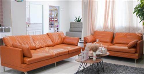 深圳港龙妇产医院沙发区