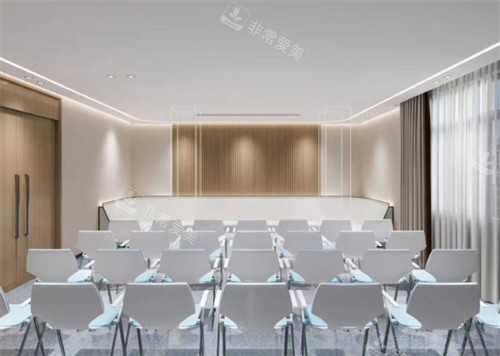 成都高新大象致颜医疗美容会议室环境一览图 成都高新大象致颜医疗美容会议室环境一览图