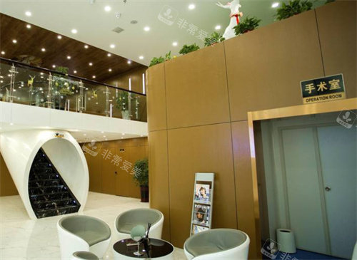 九江联合丽美医疗美容手术室门口