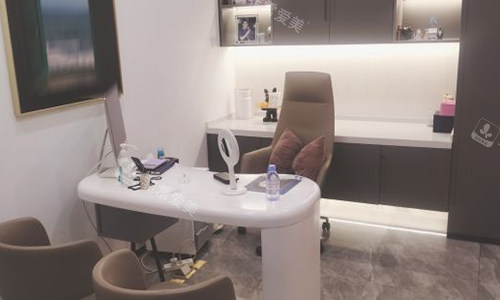 北京三仁医美问诊区