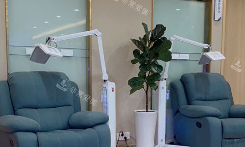 北京碧莲盛植发医院诊疗区外走廊