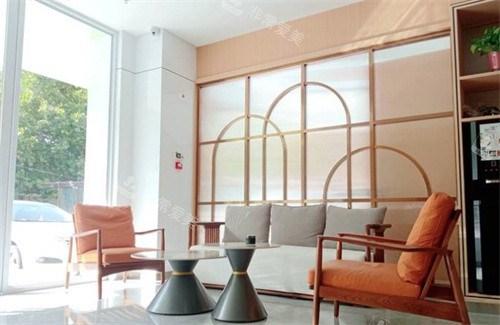 天水麦芽口腔等待区