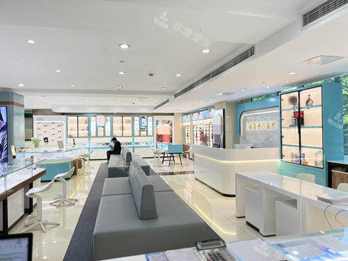 上海新视界眼科医院大厅一览