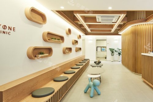 韩国dayone皮肤科候诊区 韩国dayone皮肤科候诊区