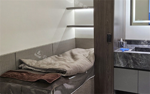 韩国REPIC皮肤科治疗间