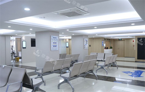 赣州普瑞眼科等待大厅