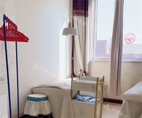 北京京城皮肤医院护肤操作室一角