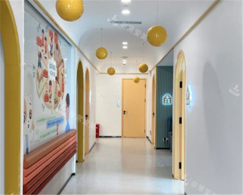 武汉悦瞳眼科走廊环境