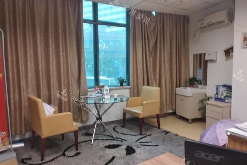 南昌新视界眼科接待室