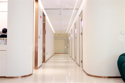 成都晶肤医疗美容走廊