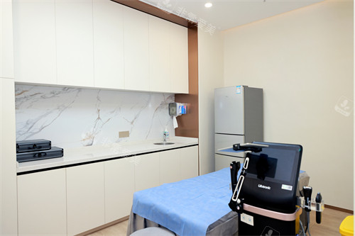 成都晶肤医疗美容治疗室