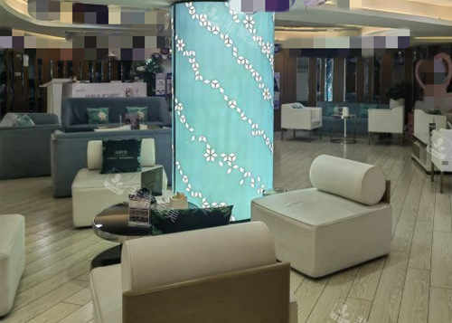 南京韩辰整形大厅等待区环境