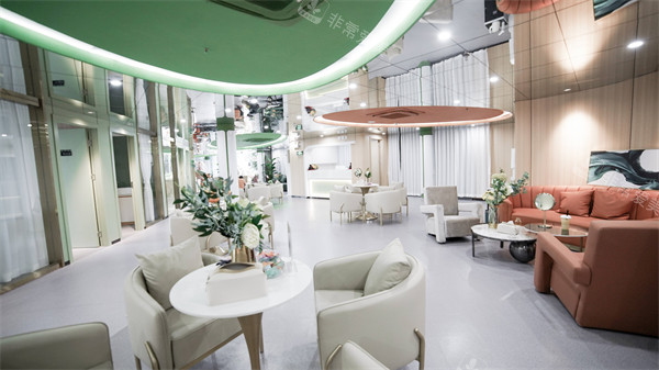 南宁柏瑧整形大厅环境