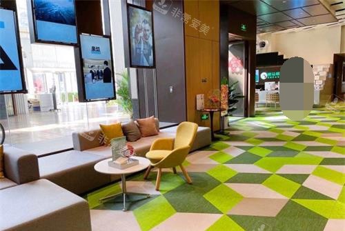 深圳黑马眼科大厅环境