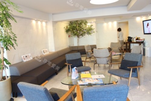 韩国迪美整形外科等待室 韩国迪美整形外科等待室