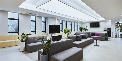 韩国丽婷整形外科大厅沙发休息区 韩国丽婷整形外科大厅沙发休息区