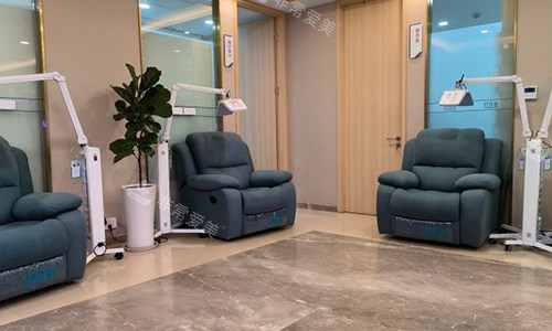 北京碧莲盛植发医院等待区 北京碧莲盛植发医院等待区