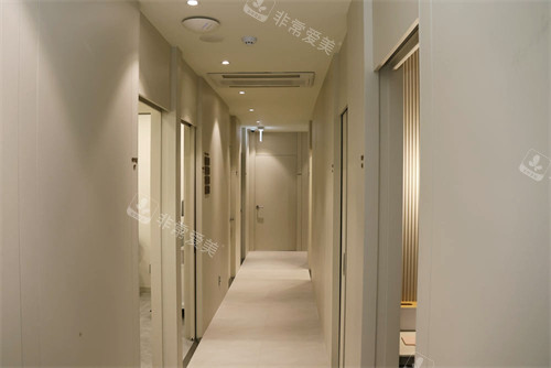 韩国minit皮肤科怎么样?是正规口碑人气皮肤科，注射微整形和激光仪器抗衰好评多！