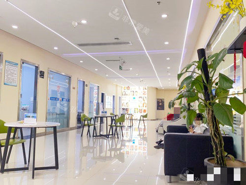 成都新都华圣艺口腔医院环境